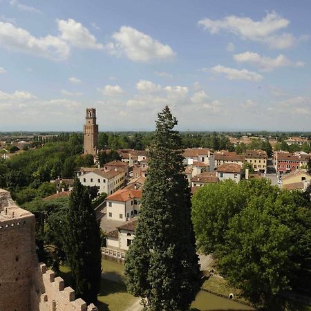 Al Leone Di San Marco Luxury & Relax Apartman Noale Kültér fotó