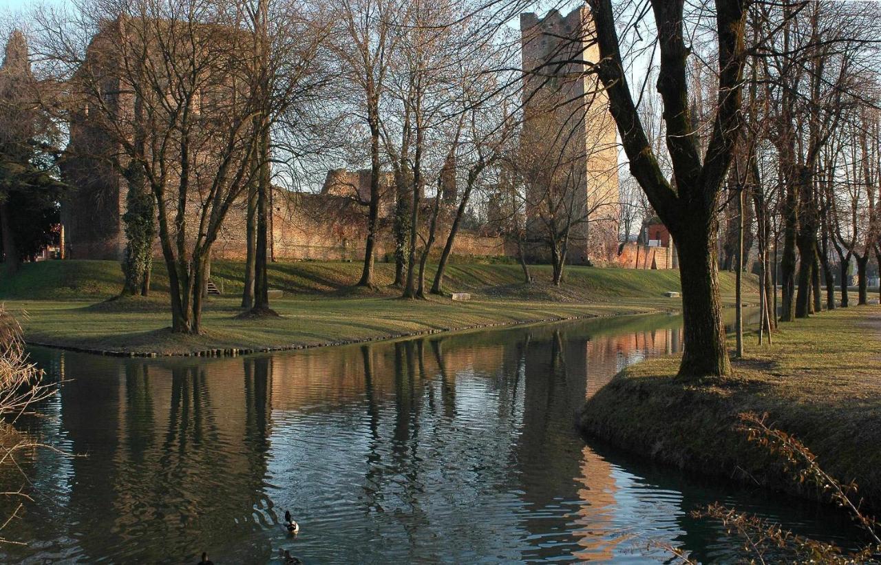 Al Leone Di San Marco Luxury & Relax Apartman Noale Kültér fotó