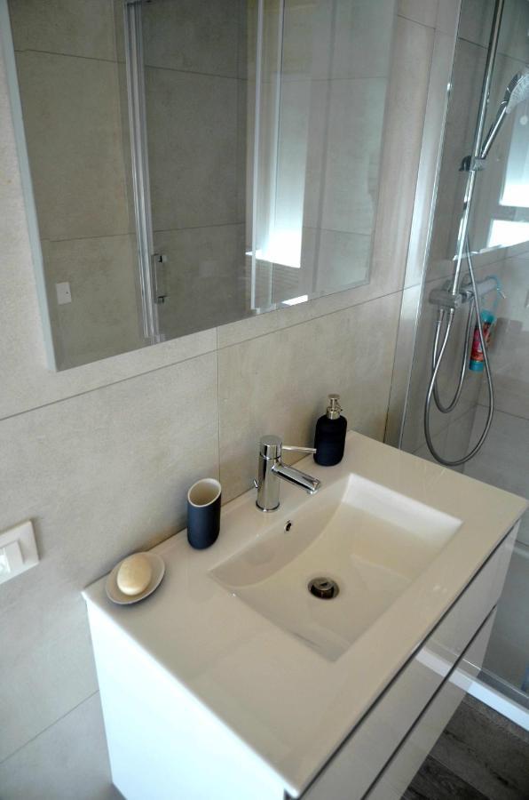 Al Leone Di San Marco Luxury & Relax Apartman Noale Kültér fotó